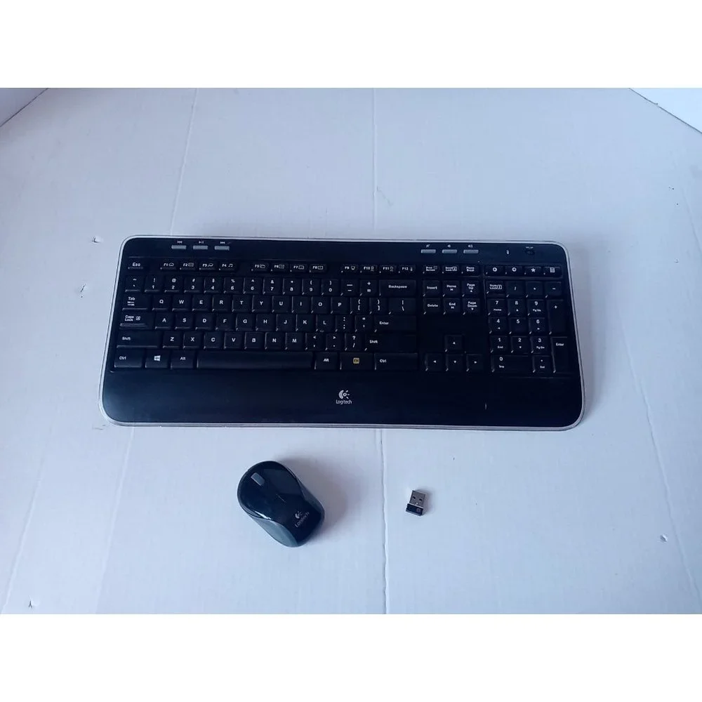 Logitech MK520 Advanced Wireless Keyboard & Mouse Combo K520 M187 Set